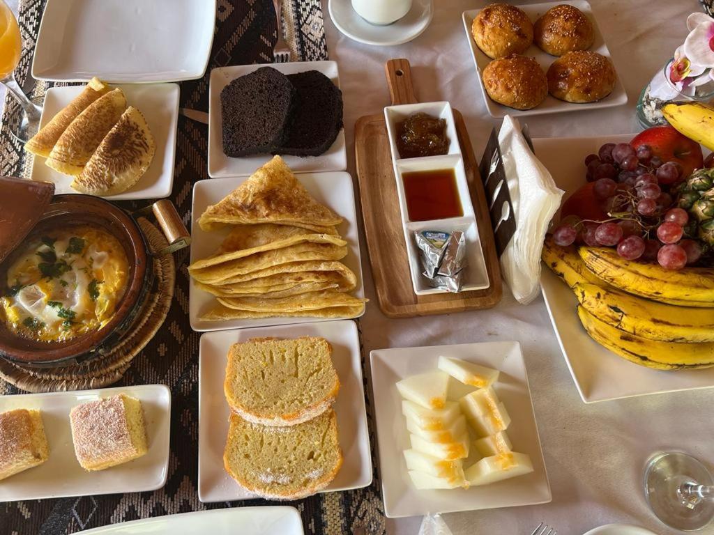 Merzouga Luxury Tented Camp Hotel Exterior photo